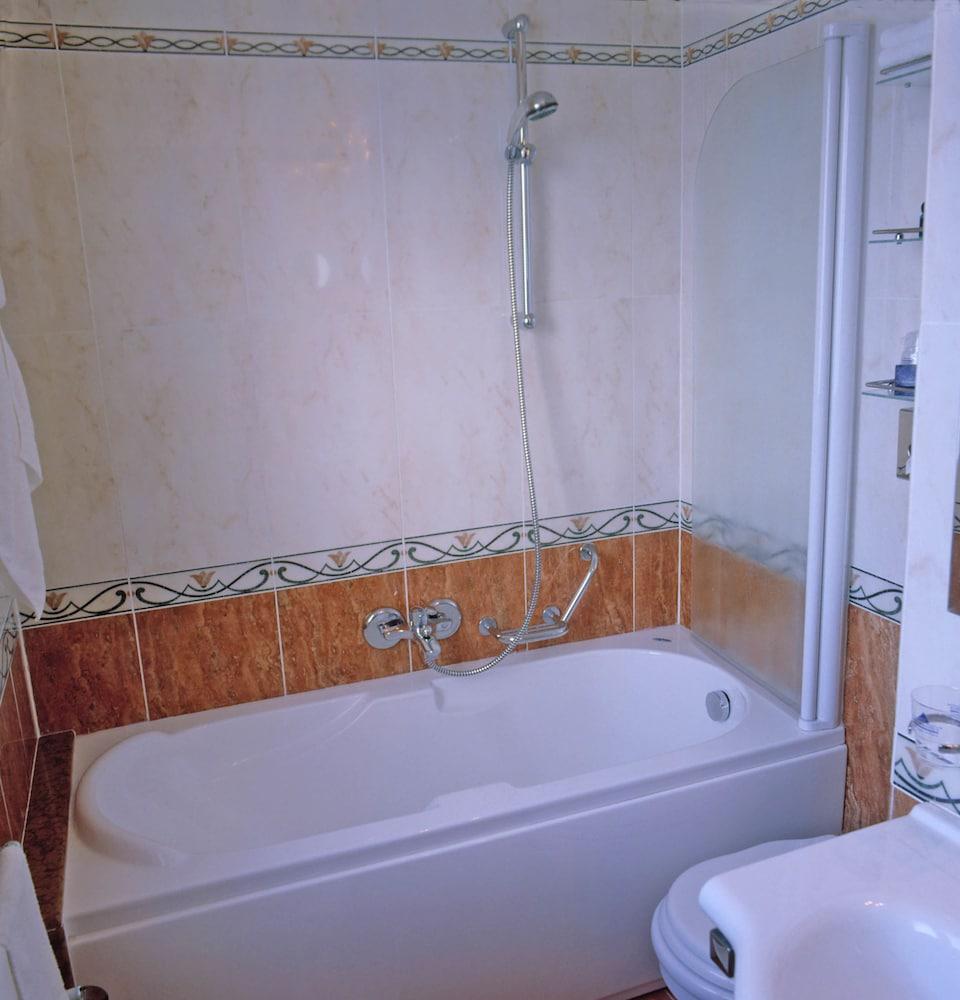 Caravelle&minicaravelle 3*